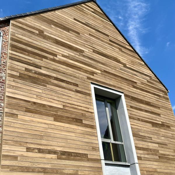 Réalisation - Rénovation bardage en bois